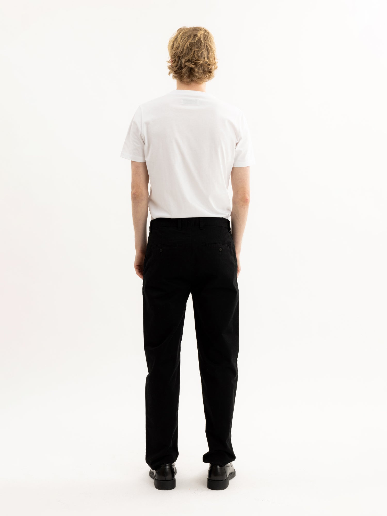 FOND CHINO BLACK